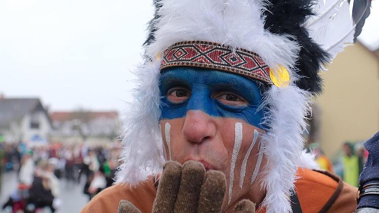Die Fußgruppe um Marion Sitzmann präsentierte das "Village People" der 80er Jahre. Gerd Schaar