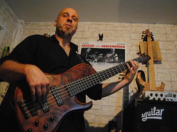 Virtous: Stefan Hergenröder hat in der deutschen Musikszene einen Namen.  Foto: Wolfgang Dünnebier