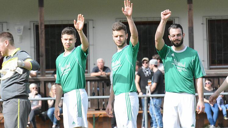 Schnappschüsse vom Spiel der Woche zwischen dem SV Gräfendorf und dem SV Morlesau/Windheim (2:0). Foto: ssp