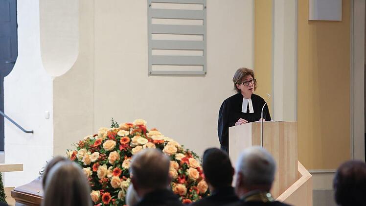 Pfarrerin Kerstin Willmer hielt die Trauerfeier. Walrich gehörte zur Gemeinde Johanneskirche (Huth). Foto: Barbara Herbst