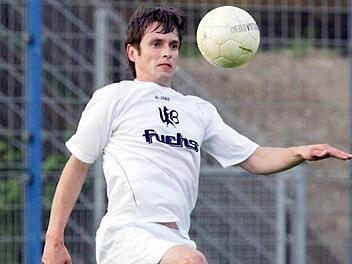 Peter Heyer im Trikot des FC Eintracht Bamberg zu Bayernligazeiten im Jahr 2011 Foto: sportpress