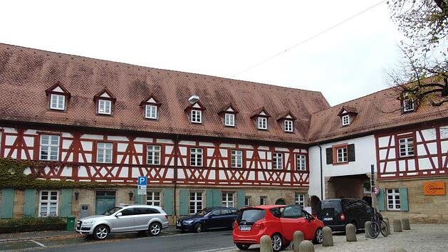 Das Rathaus in Neunkirchen am Brand Foto: Petra Malbrich