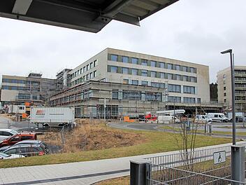 Von dieser Seite aus gesehen links wird das neue Klinikum seinen Haupteingang erhalten.