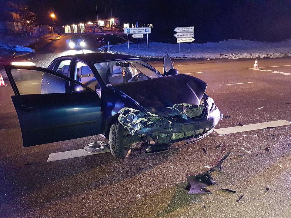 Drei Verletzte bei einem Verkehrsunfall in Mittelfranken