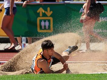 15,04 Meter reichen nur für Platz vier: Dimitri Antonov. Foto: Theo Kiefner