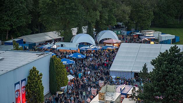 Maisel's Weissbierfest 2025 in Bayreuth - Peter Wackel, die "Troglauer" und freier Eintritt