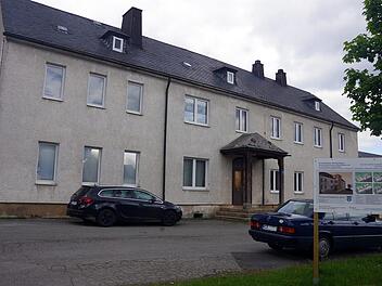 Die größte Investitionsmaßnahme in diesem Jahr ist die Baumaßnahme für die Alte Schule Hirschfeld mit 1 752 000 Euro.  Foto: Heike Schülein