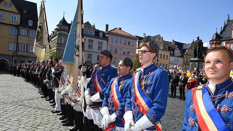 Impressionen vom Einzug am Freitagnachmittag.  Foto: Ronald Rinklef