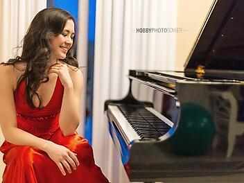 Die Pianistin Nina Scheidmantel  Foto: pr