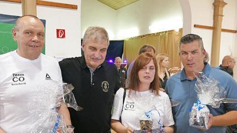 Die Sieger des neuen "Meet and Greet" beim Vogelschießen (von links): Reinhard Mohr, Schützenmeister Stefan Stahl, Katharina Stang und Oliver Malowitz-Wendt  Foto: SG Coburg