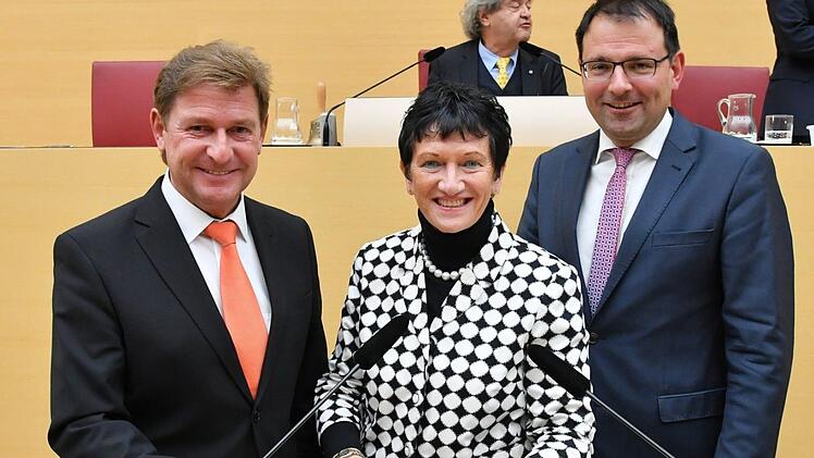 Drei Landtagsabgeordnete aus drei verschiedenen Parteien hat der Stimmkreis seit Oktober: Martin Schöffel (CSU, rechts), der auch Mitglied der Enquete-Kommission war, sowie Inge Aures (SPD) und Rainer Ludwig (FW). Foto:  Foto: Archiv/Landtag, Posse