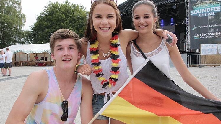 Schwarz-Rot-Gold ist Pflicht