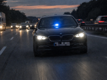 "Spa&szlig;fahrt" auf A73: Strafverfahren f&uuml;r Raser&nbsp;&ndash; Trick macht fassungslos