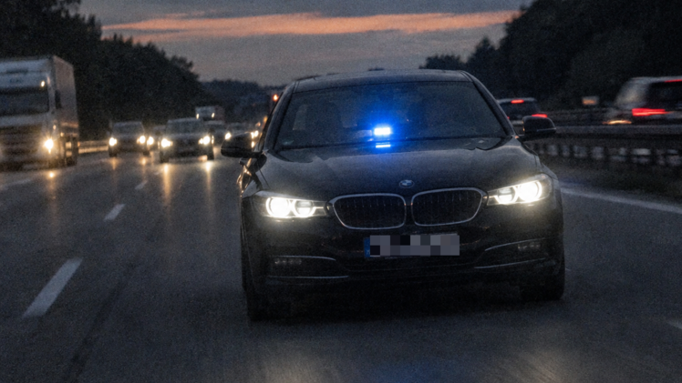 "Spa&szlig;fahrt" auf A73: Strafverfahren f&uuml;r Raser&nbsp;&ndash; Trick macht fassungslos