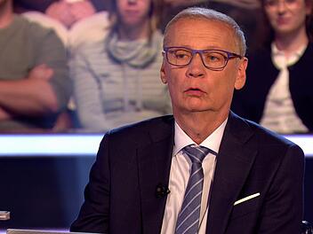 Wer wird Millionär? Günther Jauch schaute verblüfft zweifelnd, als ein Kandidat bei ihm ein hohes Antworttempo anschlug. Zu hoch?