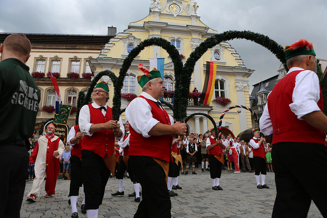 Eröffnung der Kulmbacher Bierwoche mit Büttnertanz und Bieranstich; Foto: Barbara Herbst