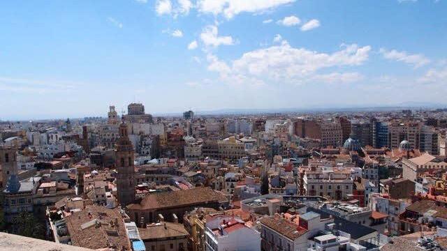 Blick auf Valencia Foto: Ernestinum