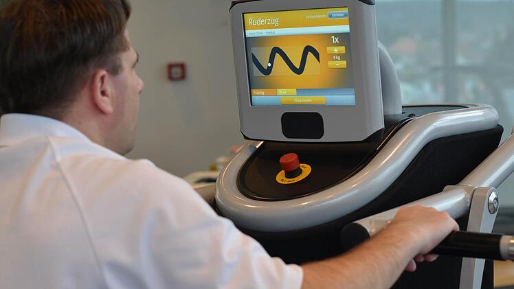 Jürgen Schmitt im eGym-Zirkel.