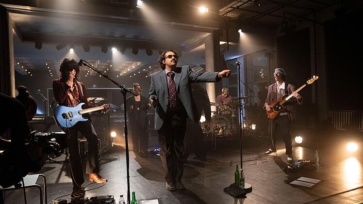 Unter den ersten Konzerten der diesj&auml;hrigen "Summer Edition" von "Pop Around the Clock" findet sich unter anderem auch ein Gig der Band Tiavo im Bauhaus Dessau.