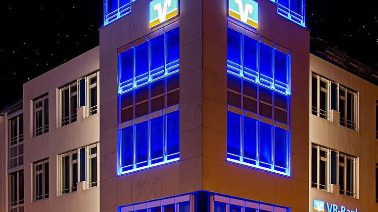 Dieses Gebäude in Erlangen wird der Stammsitz der größten VR-Bank Frankens. Foto: privat