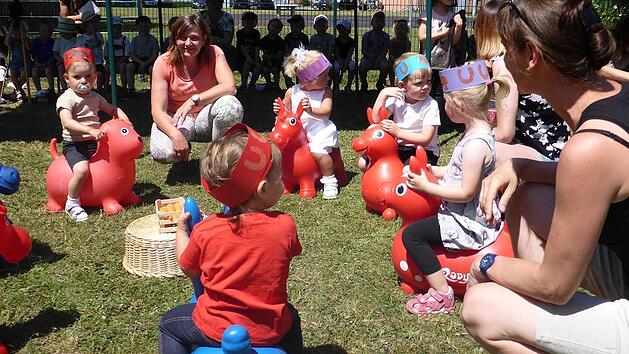 Pferde als gro&szlig;es Thema beim Sommerfest