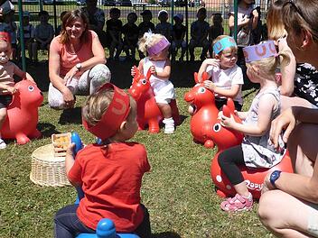 Pferde als gro&szlig;es Thema beim Sommerfest