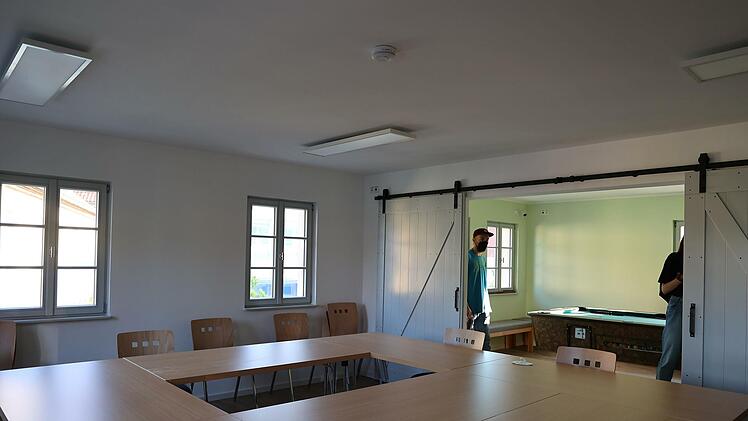 Im Konferenzraum k&ouml;nnen auch Besprechungen stattfinden.