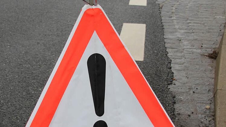 Reinigung (im Hintergrund) im Bereich Unterpreppach. Fotos: Ralf Kestel