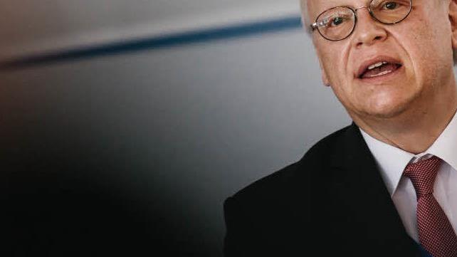 Geschäftsführer Wilhelm Wirth präsentierte die Zahlen des vergangenen und laufenden Geschäftsjahres.