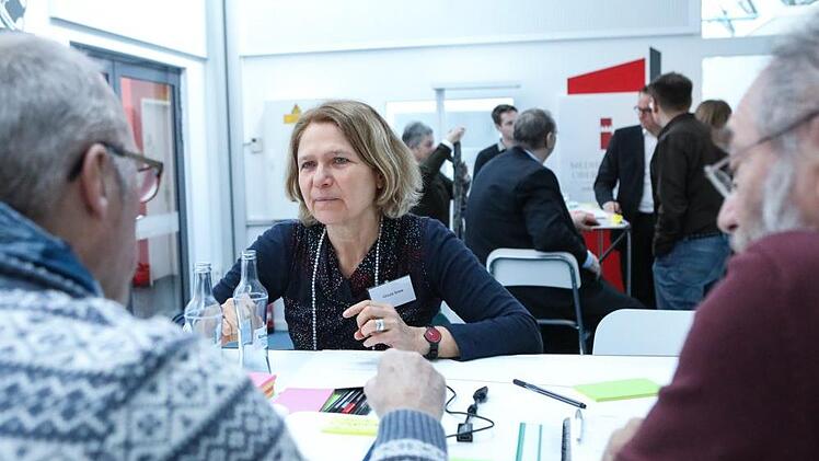Denkwerkstatt "Bamberg 2050": Blick auf den Workshop "Wie wohnen wir?". Foto: Barbara Herbst