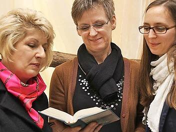 Eva Geisel, Jutta Dünnebier und Paulin Hettiger (von links) leiten die Freie Christengemeinde. Foto: Gerd Schaar