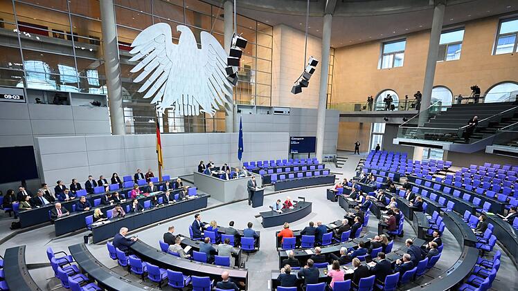Pendler, Gastro, Ehrenamt: Bundestag beschlie&szlig;t Entlastung