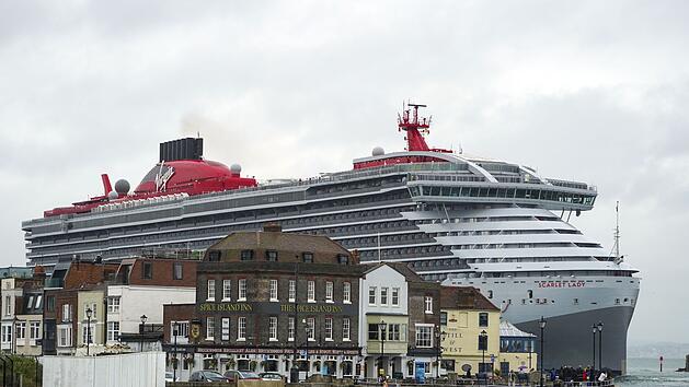 Kreuzfahrtschiff &laquo;Scarlet Lady&raquo;