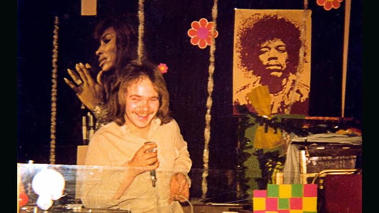 Einer, der in der Eisdiele mitmischte und auflegte, war "Harley-Ede".  Archiv/Edgar Reith