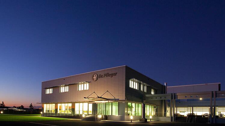 Aufnahme des Firmen-Geb&auml;udes. Foto: Dr. R. Pfleger GmbH