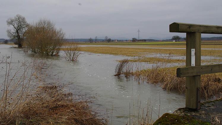 Bei Mitwitz wurden die Felder überschwemmt. Foto: Marco Meißner