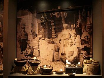 Das Gefühl, auf einem Basar im Orient zu sein, vermittelt das Deutsche Gewürzmuseum im Kulmbacher Mönchshof. Foto: Jürgen Gärtner