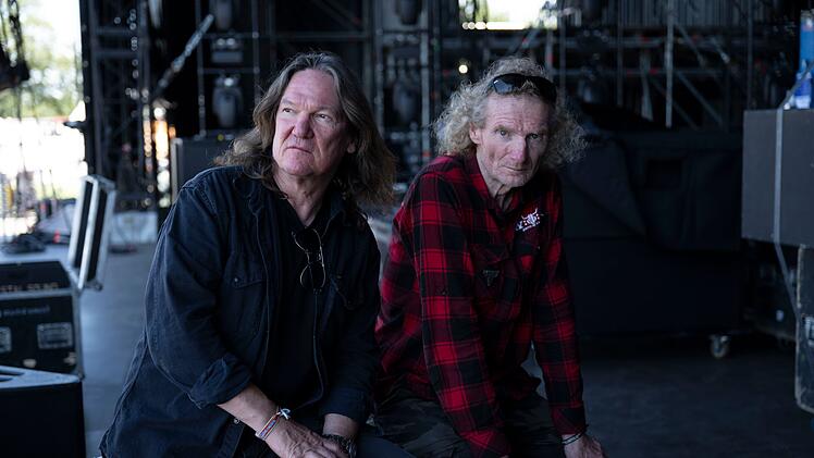 Thomas Jensen (links) und Holger H&uuml;bner haben das Festival in Wacken erfunden - und eine Marke aus dem W:O:A gemacht, die sie mit gr&ouml;&szlig;ter Leidenschaft pflegen. Der Dokumentarfilm "Wacken - Hearts Full Of Metal" gibt ihrer Geschichte viel Raum.