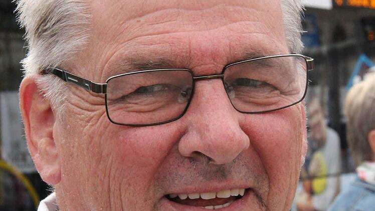 Joachim Grosch, Sprecher der Coburger Marktkaufleute und Bratwurstbrater.