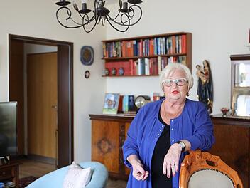 Verena Sadri würde gerne wissen, wie es für sie weitergeht, wenn ein Teil des Ottoheims abgerissen und neugebaut wird. Foto: Barbara Herbst