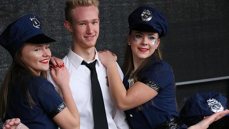 Marktplatztreiben in Stadtsteinach. Foto: Jürgen Gärtner