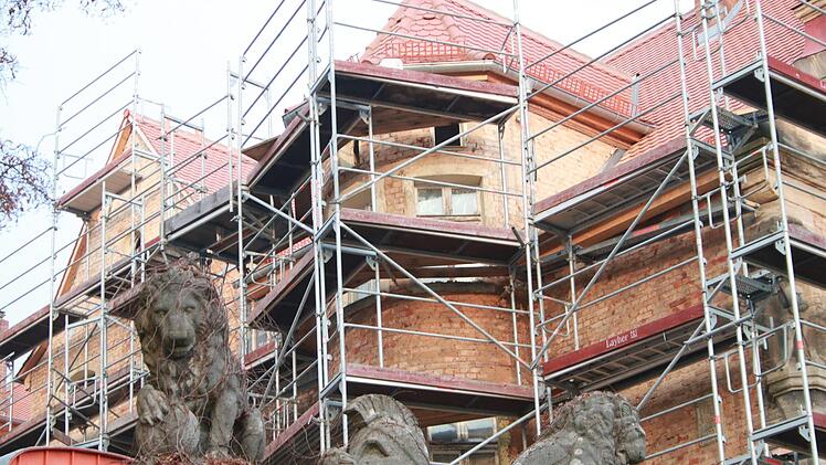Die Spinnstuben vor den Toren von Mainleus. Foto: Jürgen Gärtner