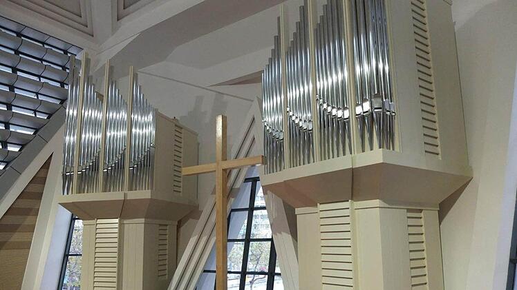 In der neuen Kirche im chinesischen Nanjing steht die im Rhöner Orgelbauunternehmen Hey in Urspringen gebaute Orgel. Sie ist das Prunkstück und eine Besonderheit in China. Foto: Thomas Hey