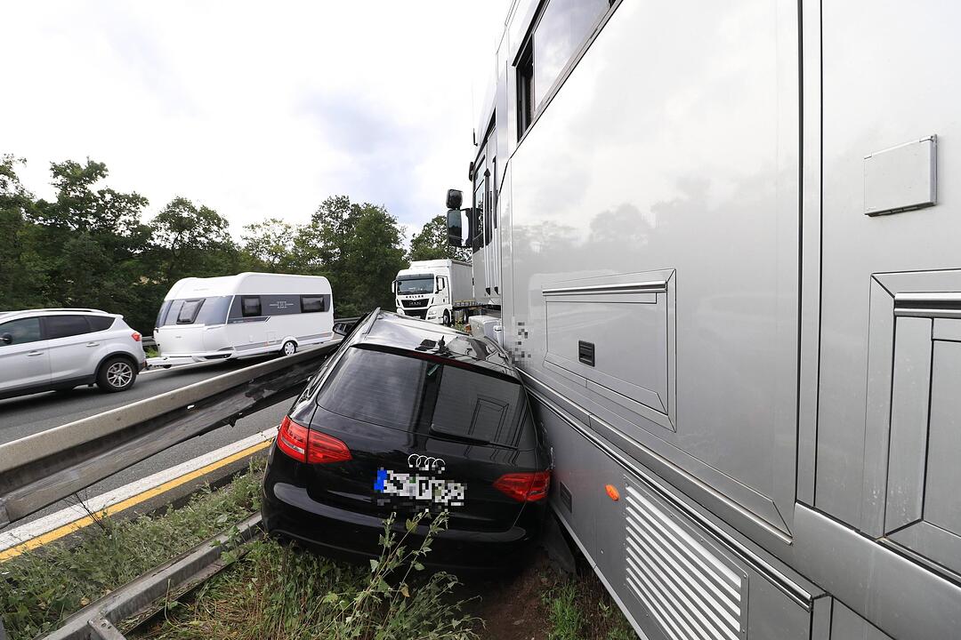 Furchtbares Unglück: Wohnmobil-Fahrer stirbt auf A3 bei Schlüsselfeld