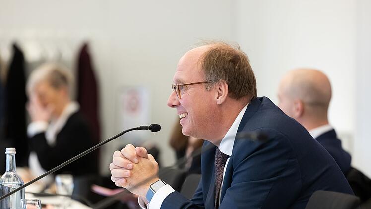 Öffentliche Zeugenvernehmung von Helge Braun