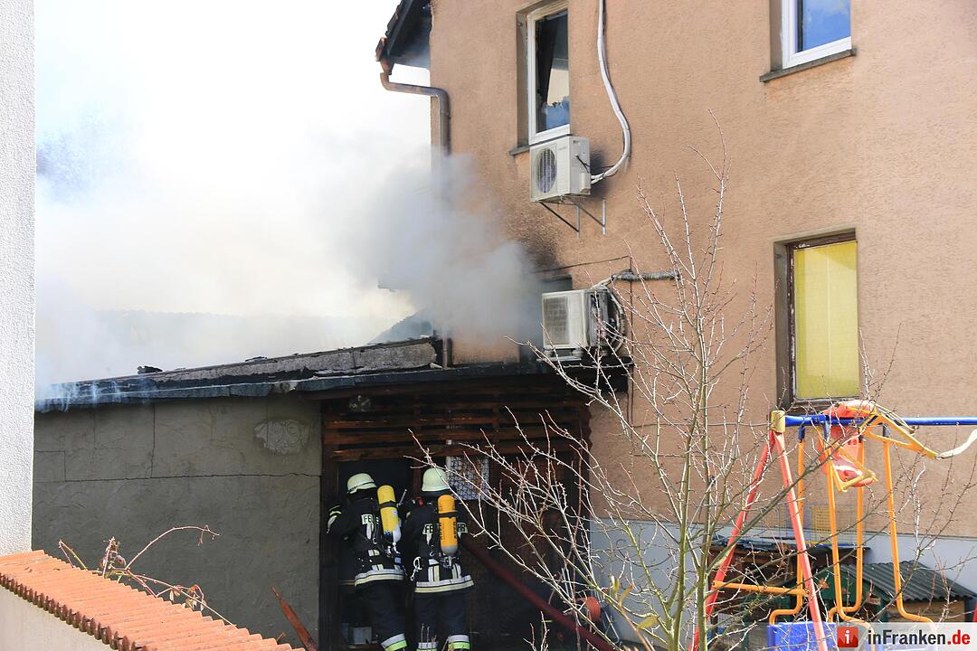 Wohnhaus brennt in Priesendorf