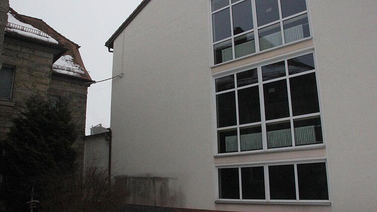 Rückansicht der Schule  Foto: Friedwald Schedel