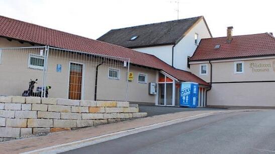 Im Geb&auml;ude der ehemaligen B&auml;ckerei Hornung soll in Marktgraitz ein Dorfladen entstehen. Foto: Roland Dietz