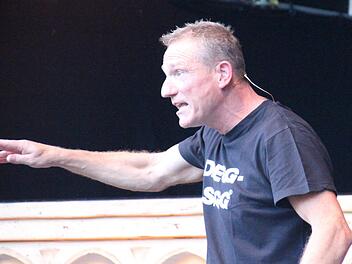 Michl Müller  in Tambach. Carolin Herrmann