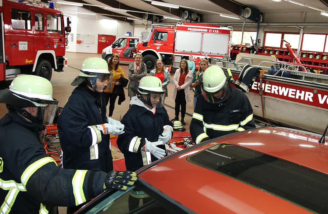 Prinzessinnen bei Feuerwehr